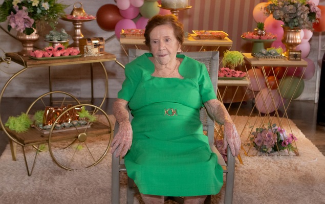 Maria Alice durante a celebração de seus 90 anos